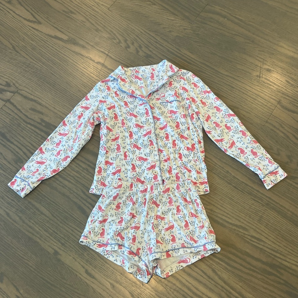 Roller Rabbit Womens Long Sleeve Cheetah Pajama Set - Pink and White